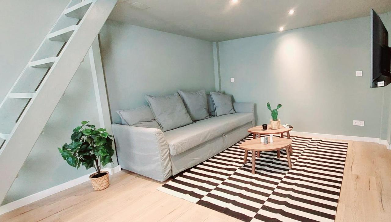 A+ Downtown Akacfa Apartament Budapesta